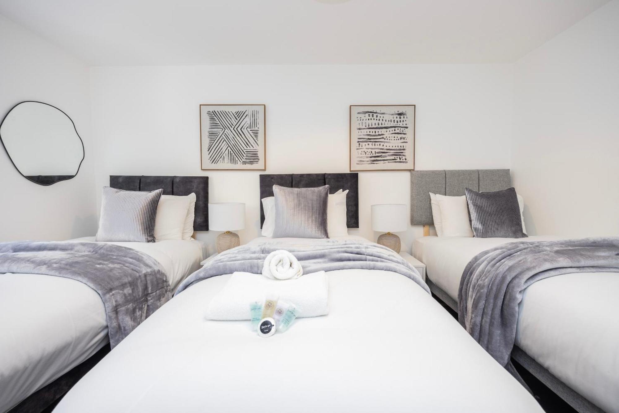 Block Of Apartments In Croydon ,Long Stays , Weekly & Monthly Offers , Contractors , Relocations , Leisure & Family Stays Kültér fotó