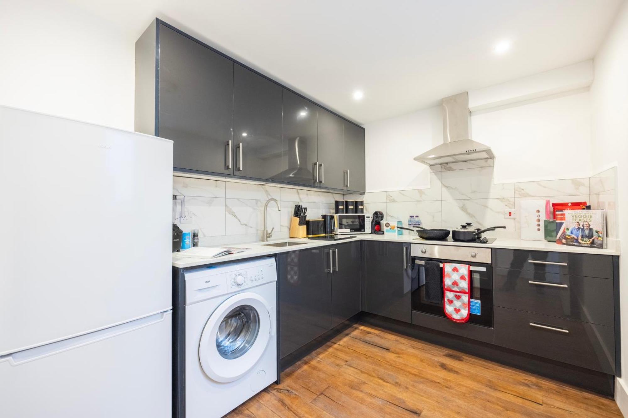 Block Of Apartments In Croydon ,Long Stays , Weekly & Monthly Offers , Contractors , Relocations , Leisure & Family Stays Kültér fotó