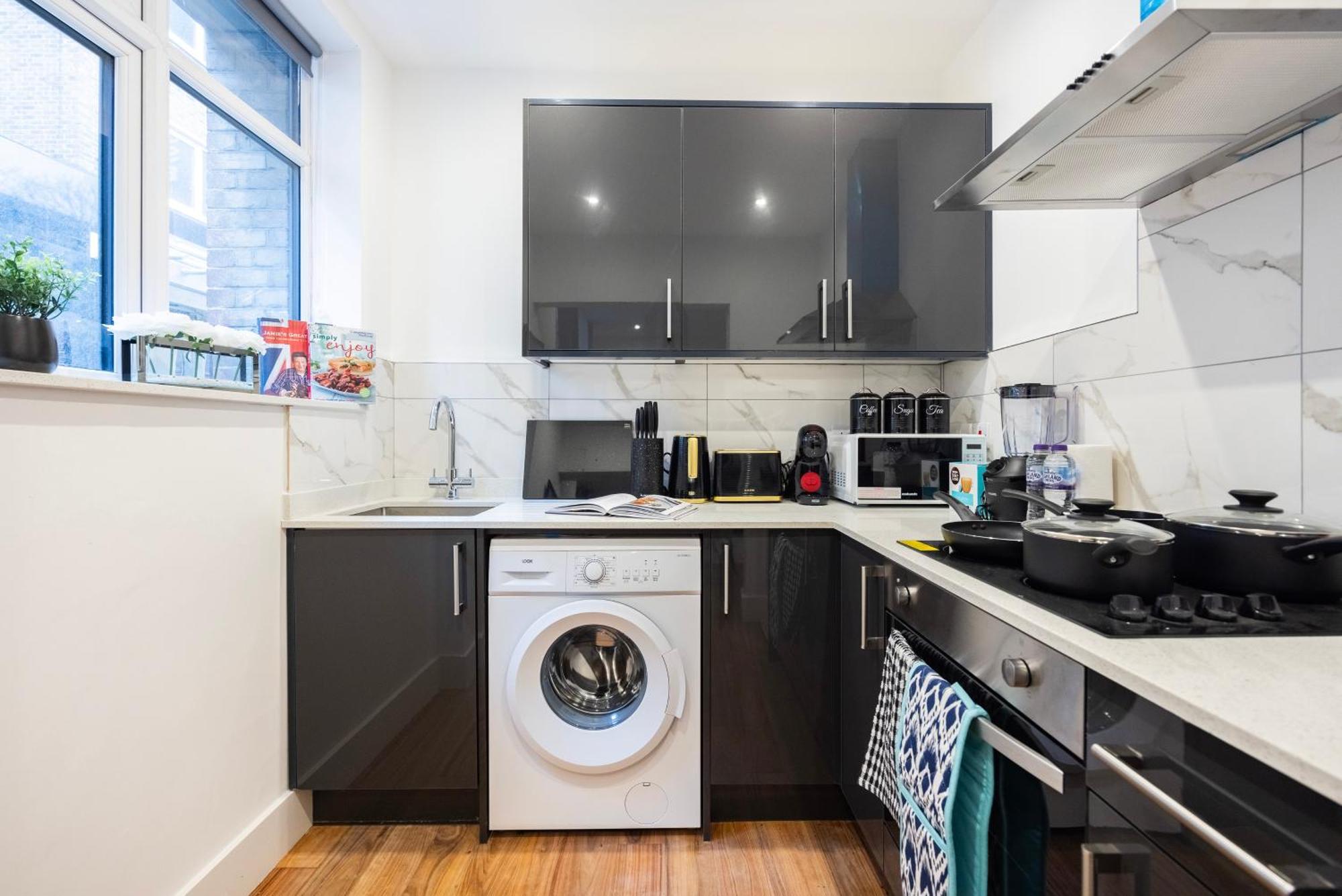Block Of Apartments In Croydon ,Long Stays , Weekly & Monthly Offers , Contractors , Relocations , Leisure & Family Stays Kültér fotó